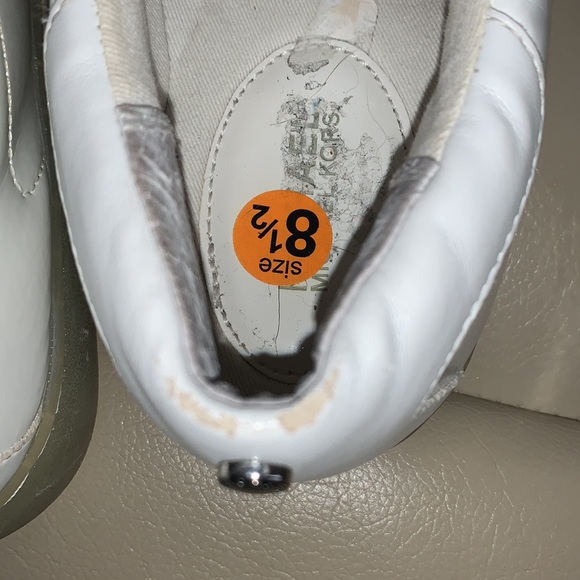 Michael Kors Craig Patent White Velcro Sneakers Size 8 1/2 - Picture 5 of 6